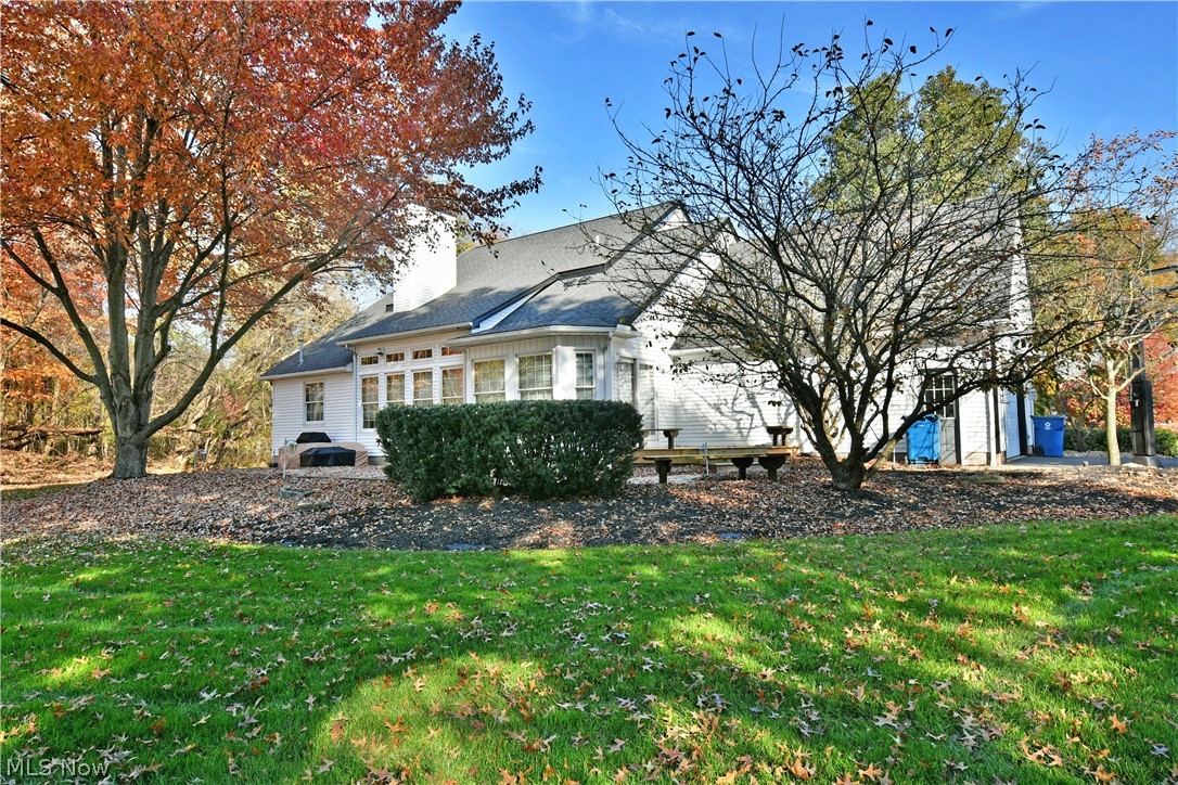 1500 Brittainy Oaks Trail NE Warren OH 44484