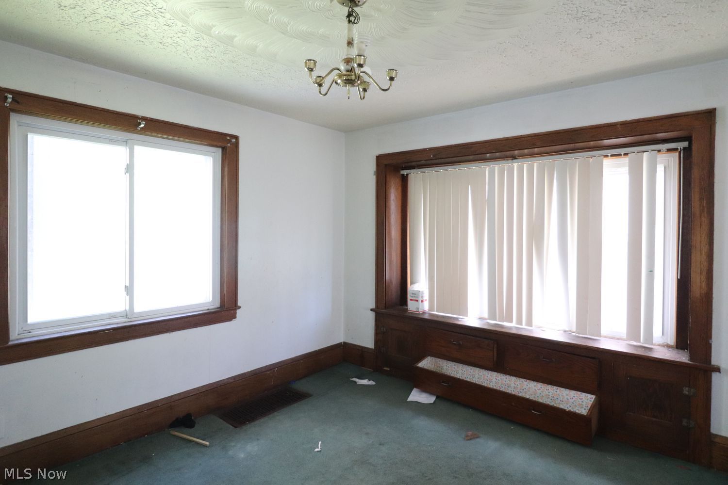 979 Mercer Avenue Akron OH 44320