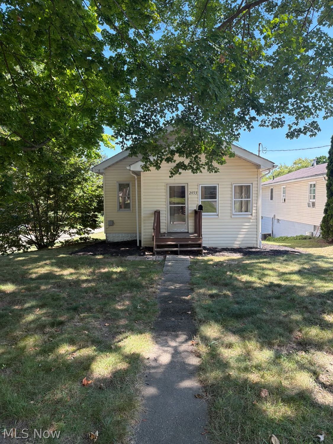 Akron OH, 2493 Christensen Avenue