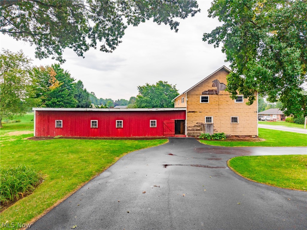 8716 Emerson Road Apple Creek OH 44606