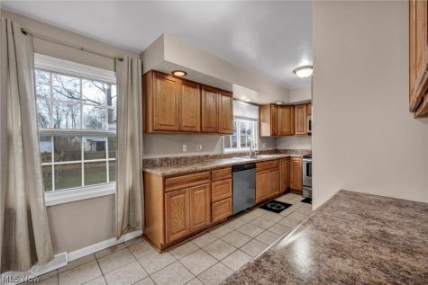 337 University Avenue Elyria OH 44035