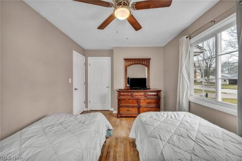 337 University Avenue Elyria OH 44035