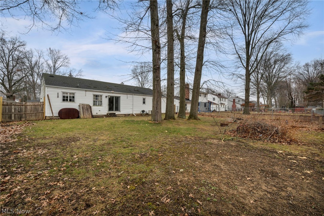 337 University Avenue Elyria OH 44035