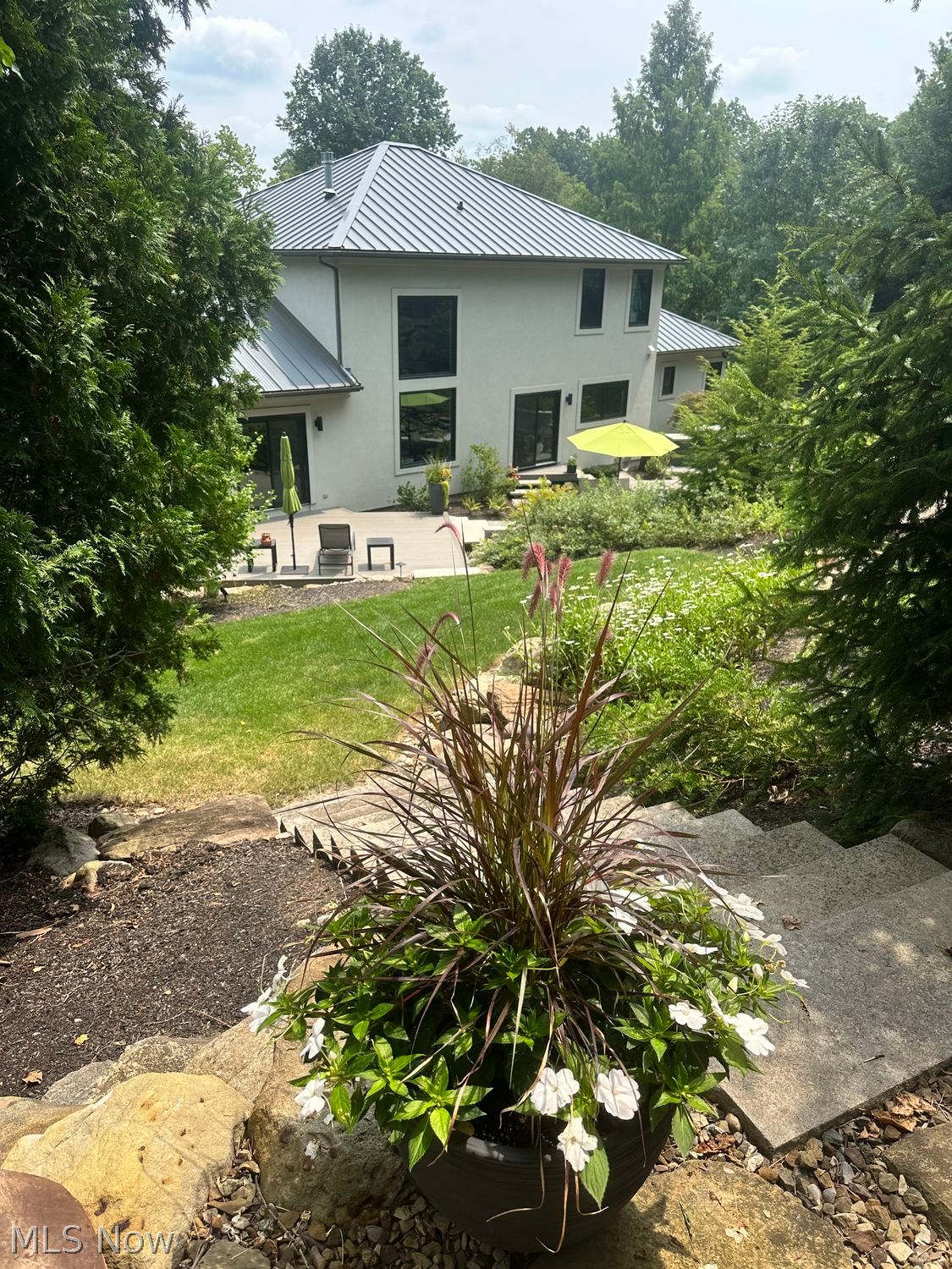 1268 Woodsview Drive Akron OH 44313