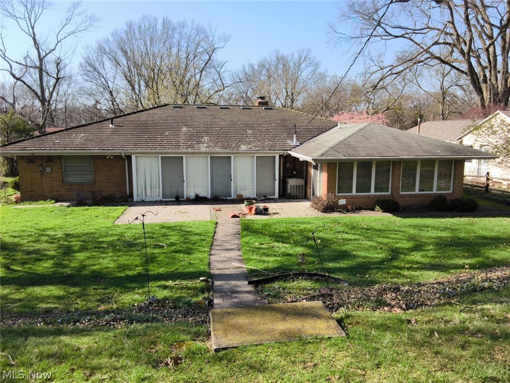 16026 Cleviden Road East Cleveland OH 44112
