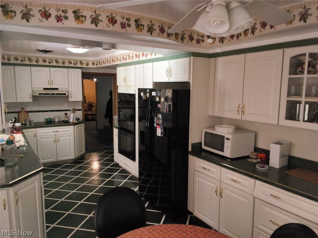 16026 Cleviden Road East Cleveland OH 44112