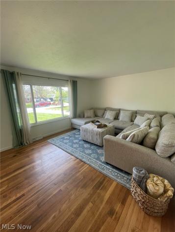 6572 Glenallen Avenue Solon OH 44139
