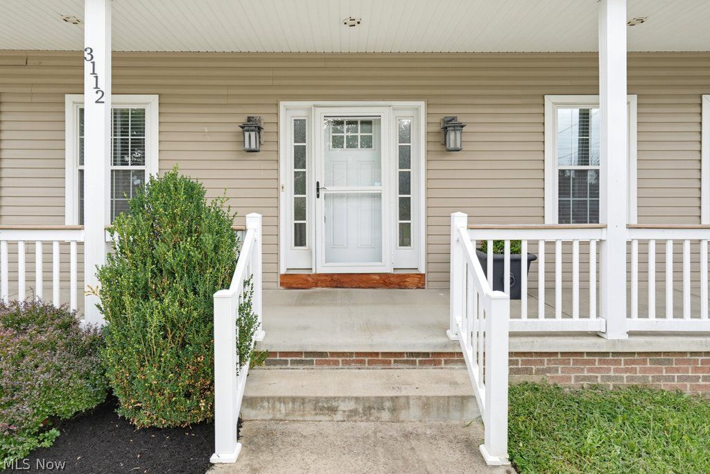 3112 Phillips Drive SW Canton OH 44706