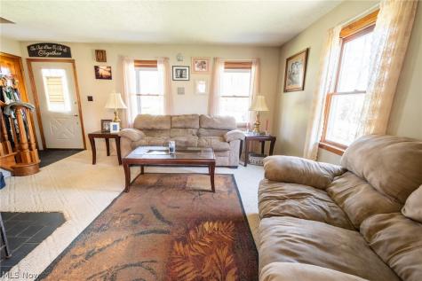 14027 Mayfield Road Huntsburg OH 44046