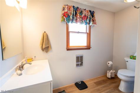 14027 Mayfield Road Huntsburg OH 44046