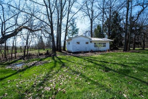 14027 Mayfield Road Huntsburg OH 44046