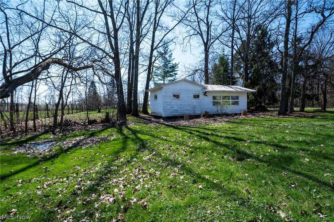 14027 Mayfield Road Huntsburg OH 44046