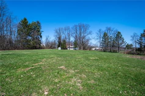 14027 Mayfield Road Huntsburg OH 44046