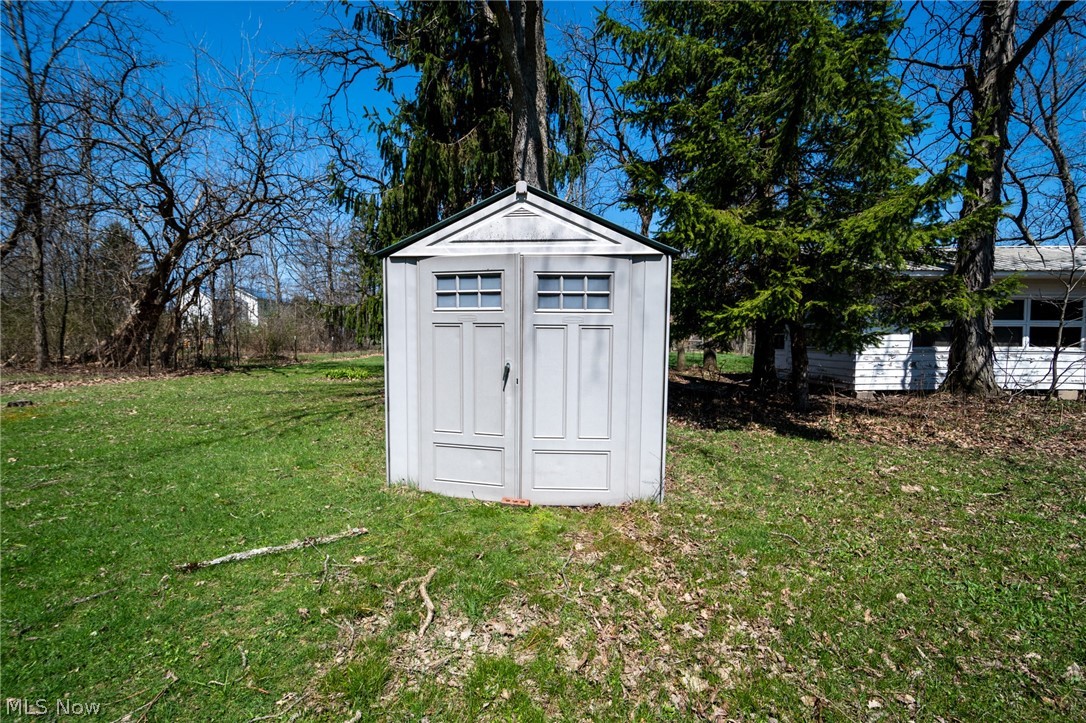 14027 Mayfield Road Huntsburg OH 44046