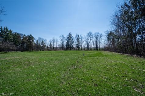 14027 Mayfield Road Huntsburg OH 44046