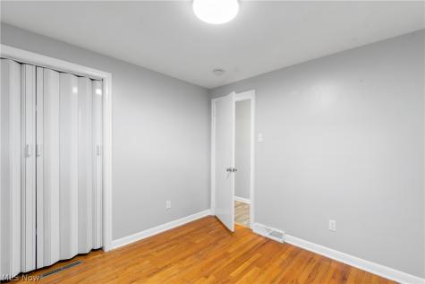 3233 Greenpark Street NW Massillon OH 44646