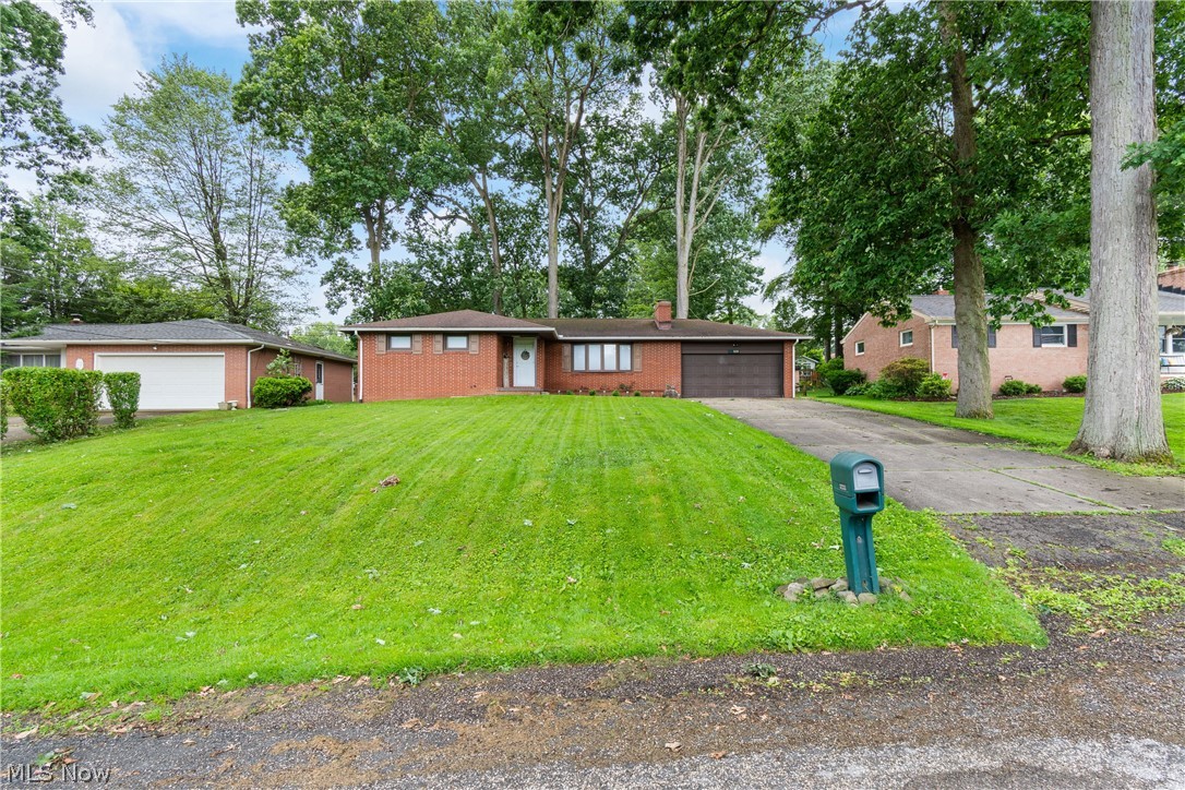 3233 Greenpark Street NW Massillon OH 44646