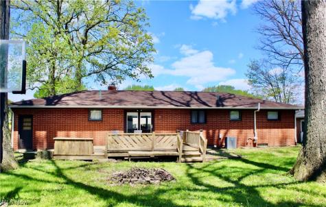 3233 Greenpark Street NW Massillon OH 44646
