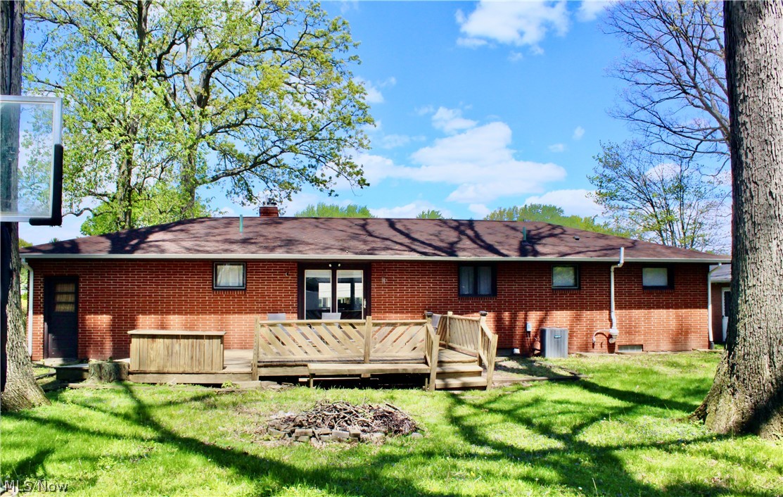 3233 Greenpark Street NW Massillon OH 44646
