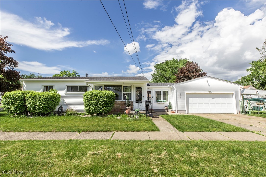 859 Sutherland Avenue Akron OH 44314