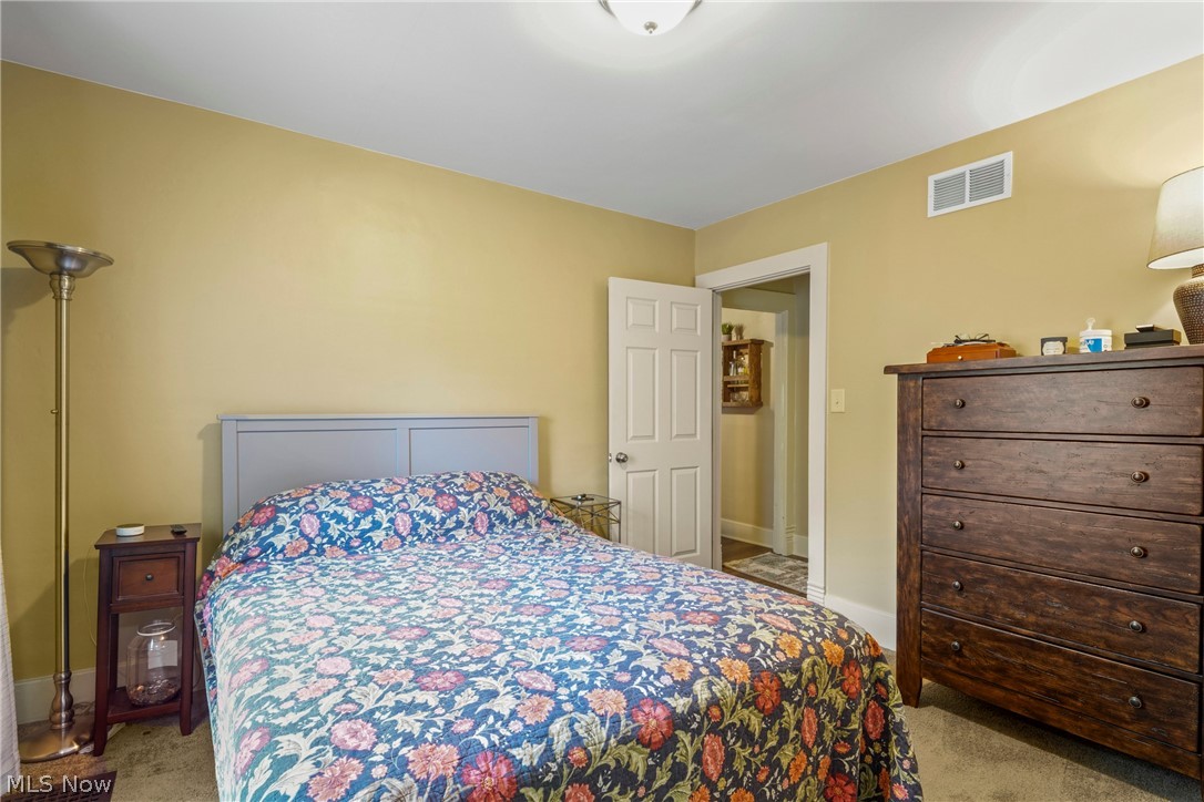 629 Clinton Street Niles OH 44446