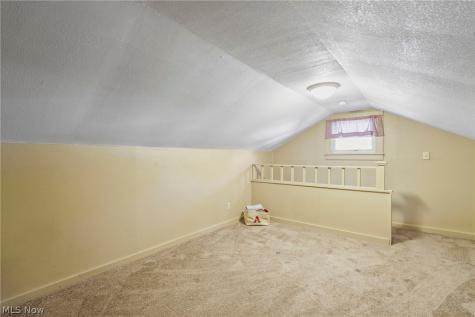 629 Clinton Street Niles OH 44446