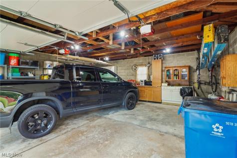 629 Clinton Street Niles OH 44446