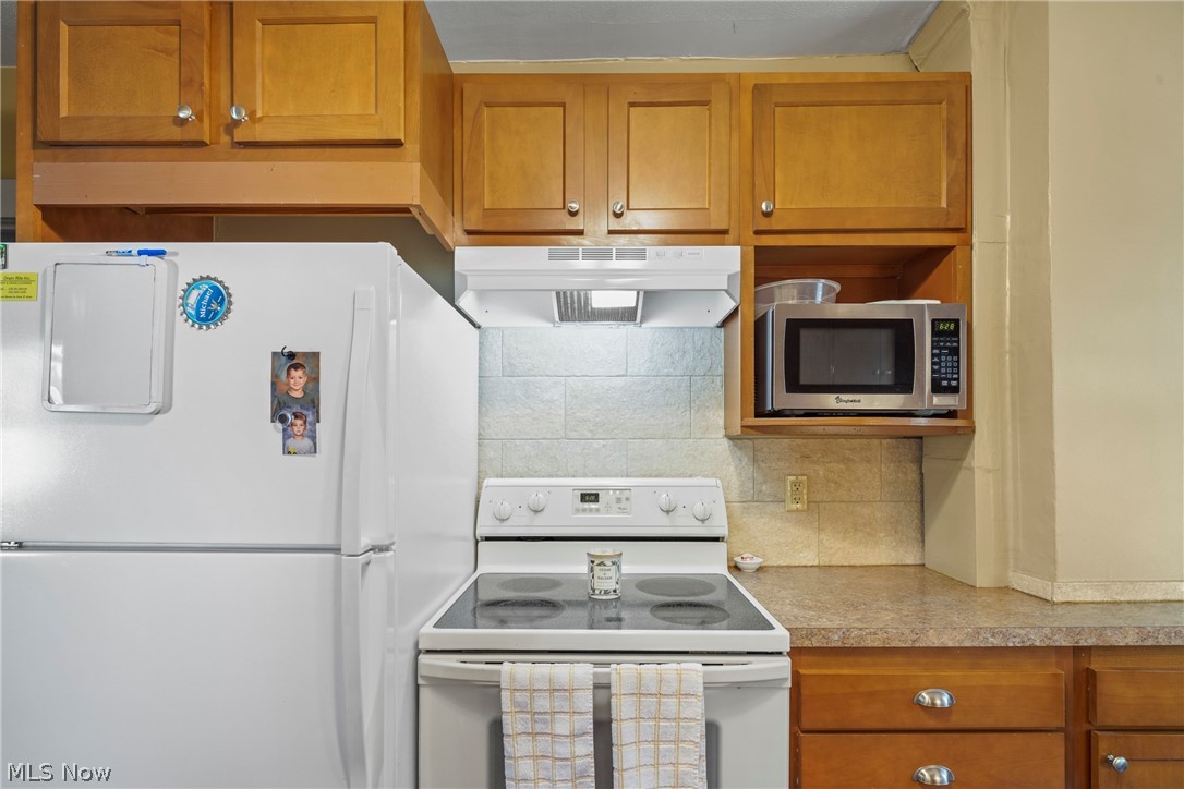 629 Clinton Street Niles OH 44446