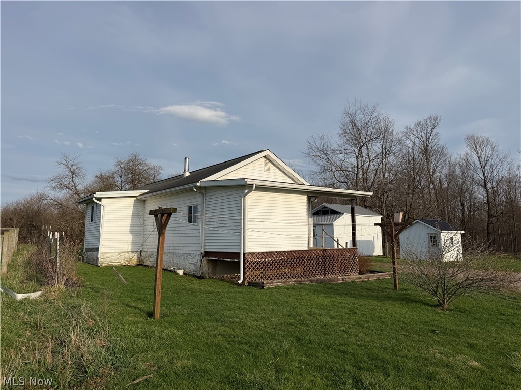 5825 Co Road 80 Fredericktown OH 43019