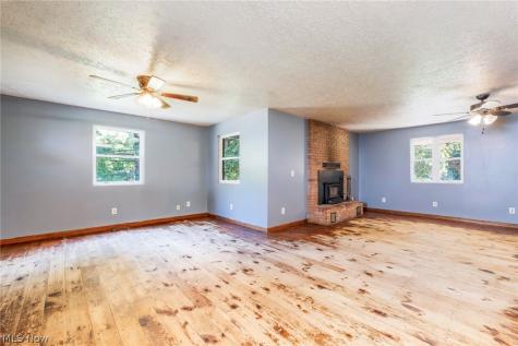 141 State Route 225 Atwater OH 44201