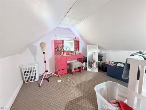 493 Washington Avenue Barberton OH 44203