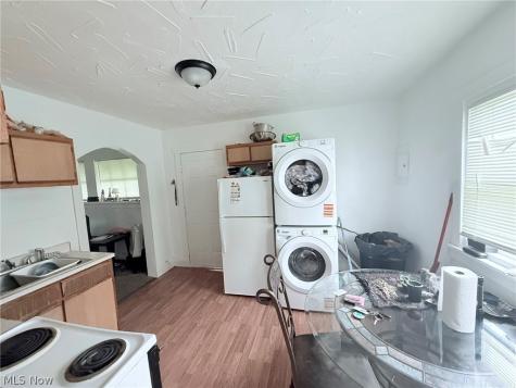 493 Washington Avenue Barberton OH 44203