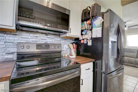 12123 National Drive Grafton OH 44044