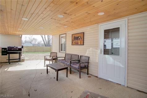 12123 National Drive Grafton OH 44044