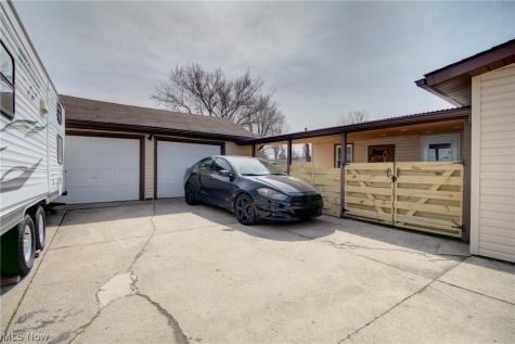 12123 National Drive Grafton OH 44044