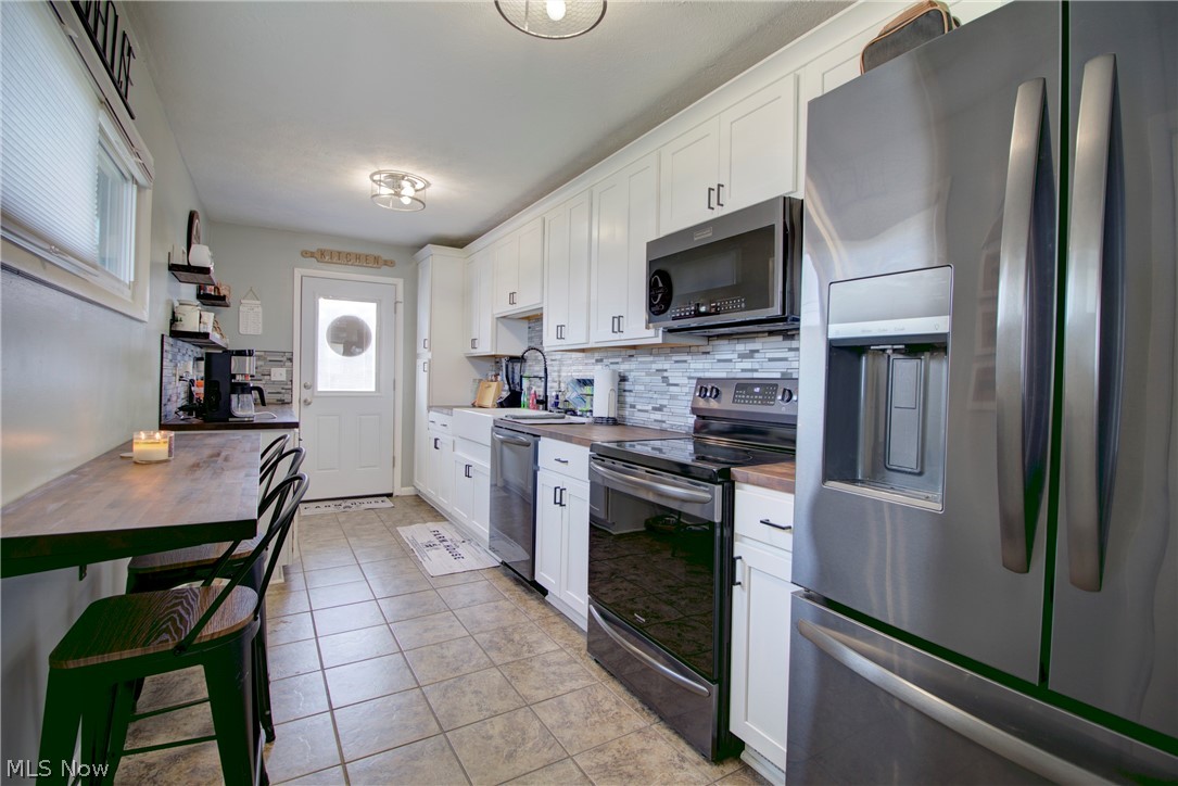 12123 National Drive Grafton OH 44044