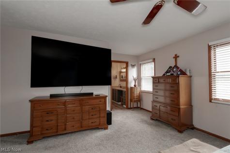 5459 Oak Ridge Drive Willoughby OH 44094