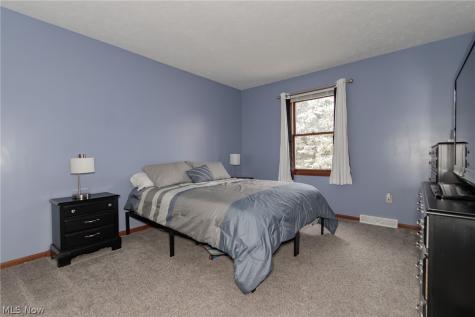 5459 Oak Ridge Drive Willoughby OH 44094