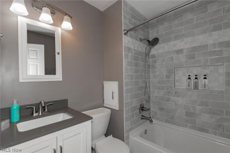 5459 Oak Ridge Drive Willoughby OH 44094