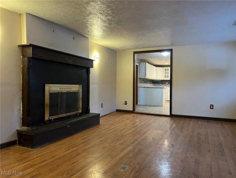 632 Edmond Avenue Streetsboro OH 44241