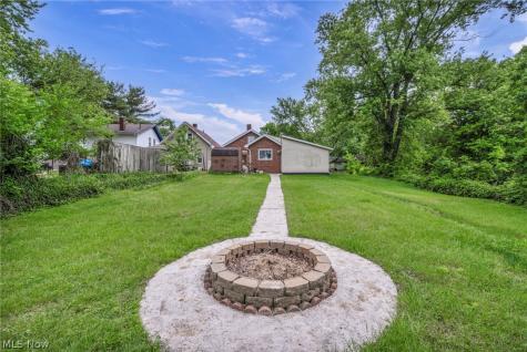 1915 4th Street NE Canton OH 44704