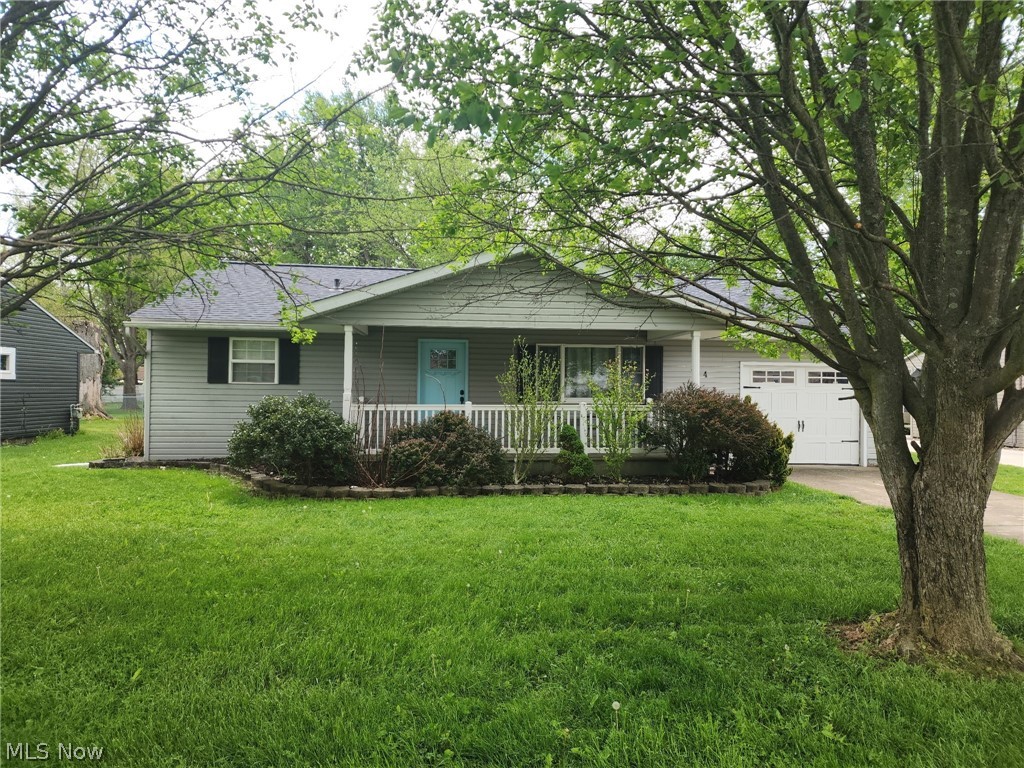 744 Baker Avenue NW New Philadelphia OH 44663