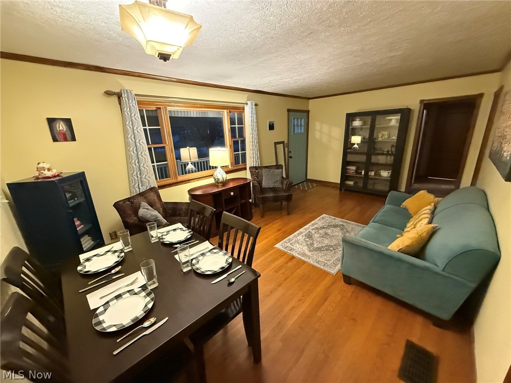 744 Baker Avenue NW New Philadelphia OH 44663