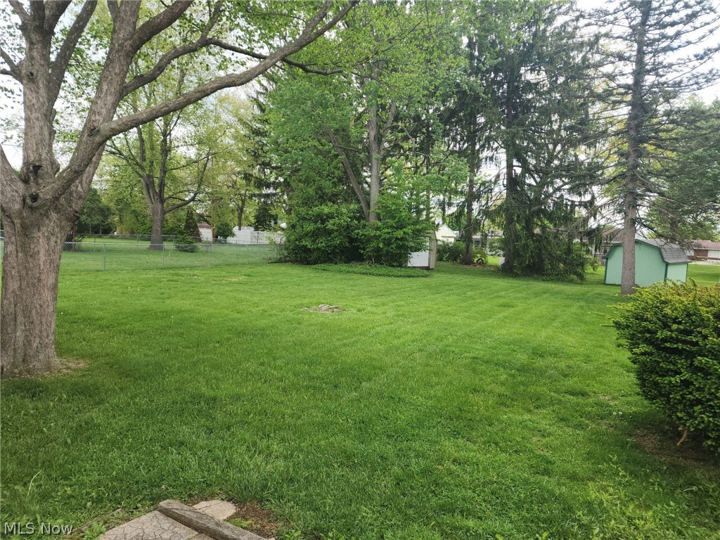 744 Baker Avenue NW New Philadelphia OH 44663