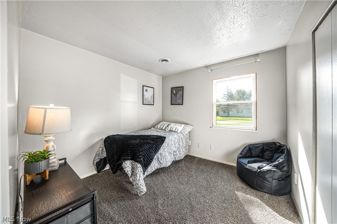 9871 Bright Drive Windham OH 44288