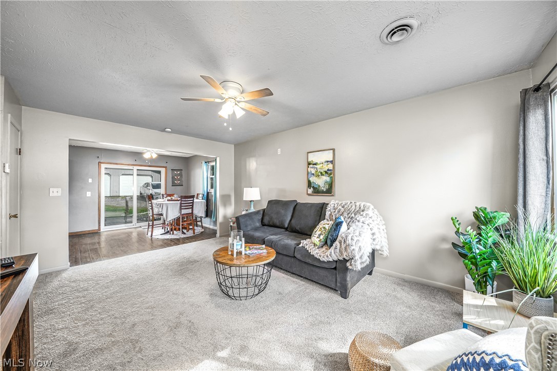 9871 Bright Drive Windham OH 44288
