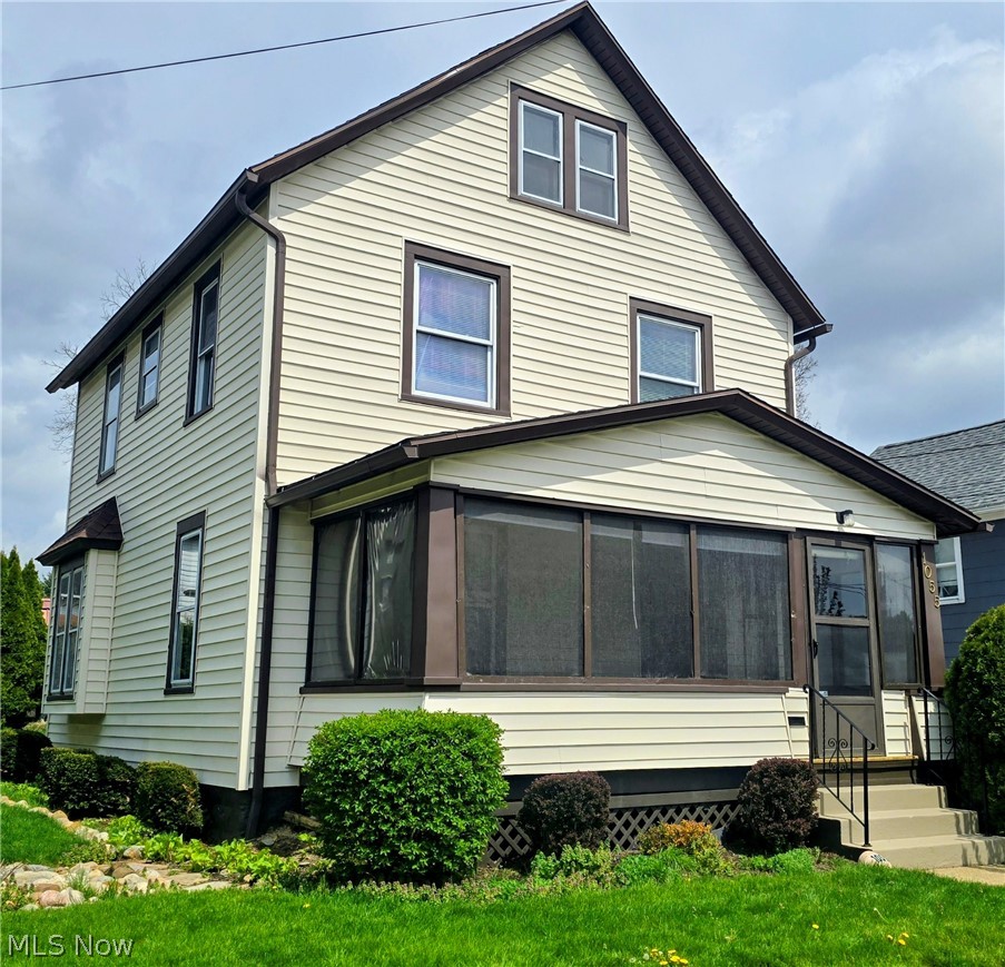 1055 W Tuscarawas Avenue Barberton OH 44203