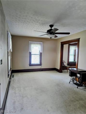 1055 W Tuscarawas Avenue Barberton OH 44203