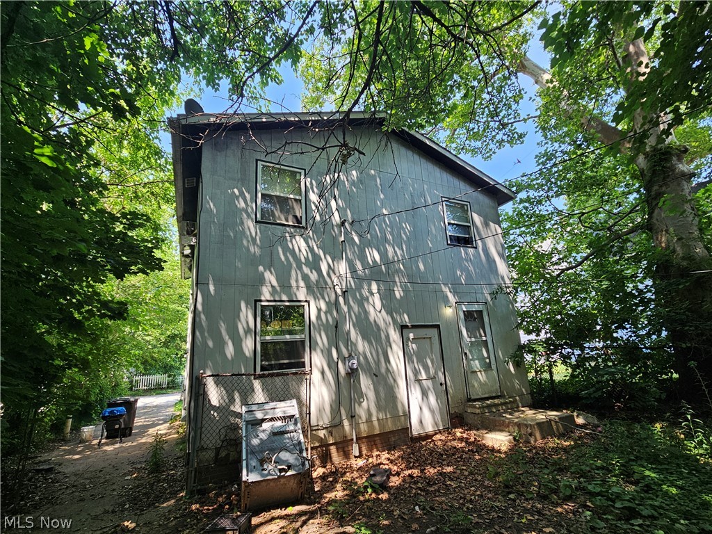 1331 E 88th Street Cleveland OH 44106