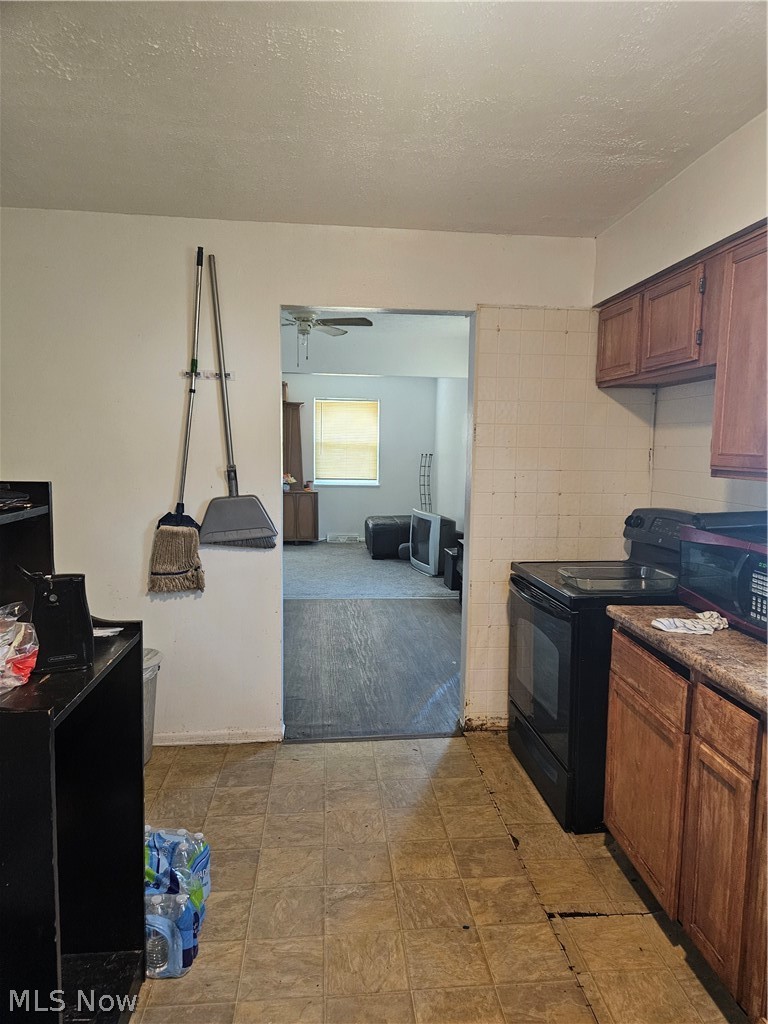 1331 E 88th Street Cleveland OH 44106